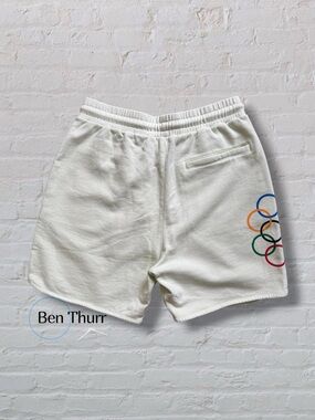 Size M - KITH Team USA 5 Rings Jordan Shorts